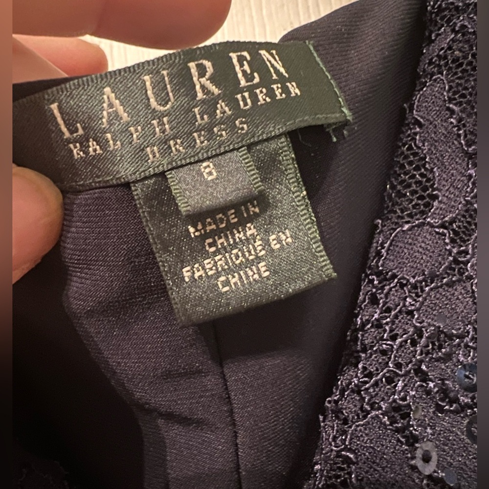 LIKE NEW & Gorgeous! Ralph Lauren Midnight Blue Lace Dress - Picture 5 of 9